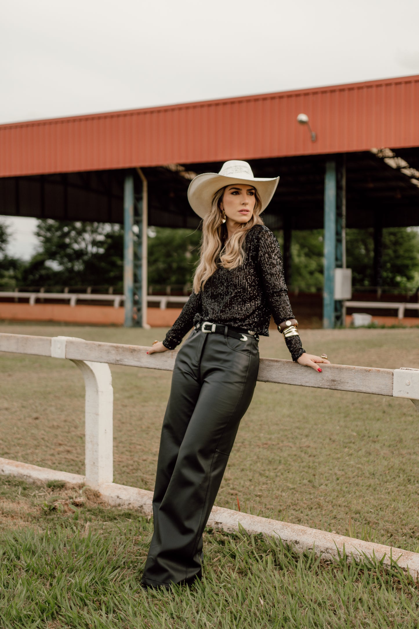 BLUSA CROPPED PRETO