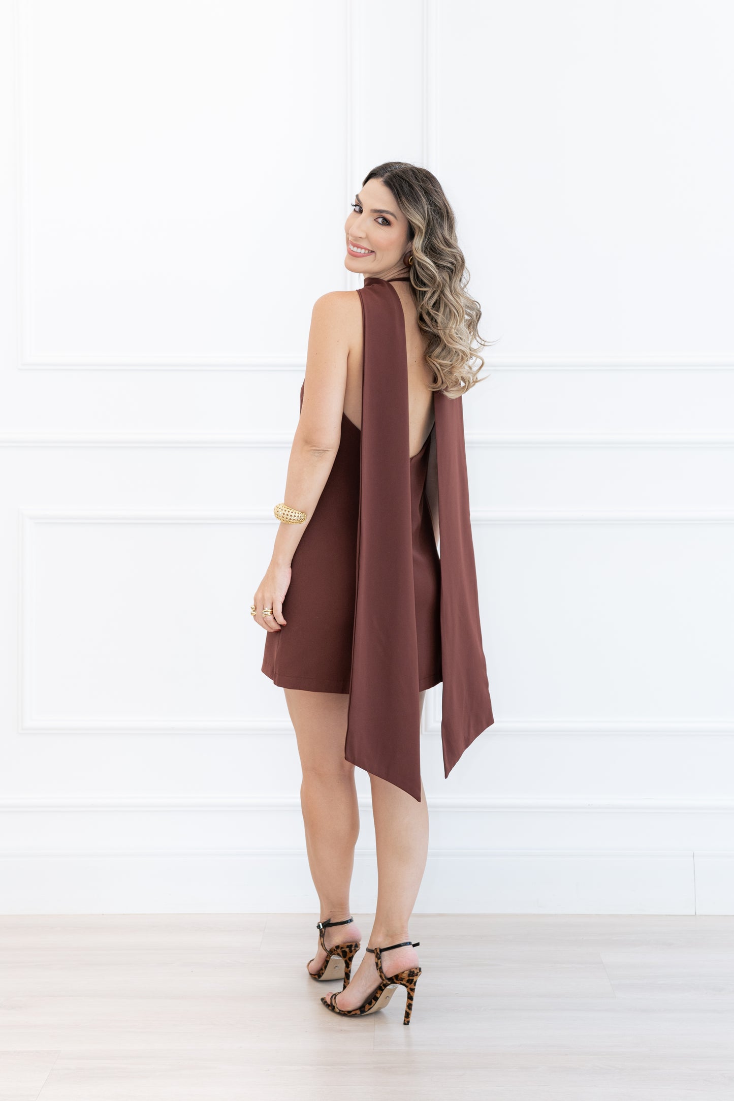VESTIDO CURTO VIVIAN ESMERAL